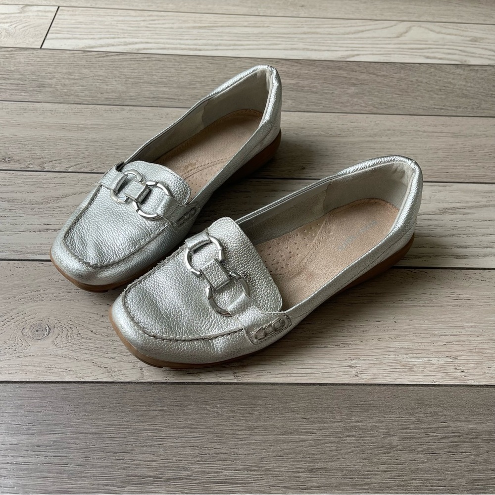 Easy Spirit Womens Avienta Leather Slip On Loafers Silver 11 Medium - Picture 1 of 9